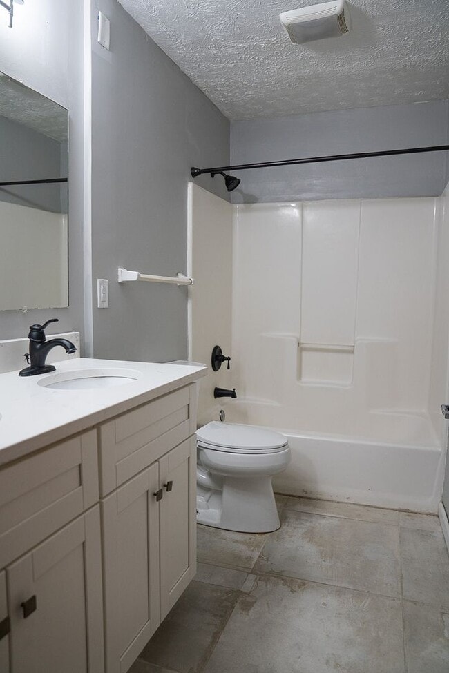 Building Photo - (44) 81-93 Chittenden Avenue