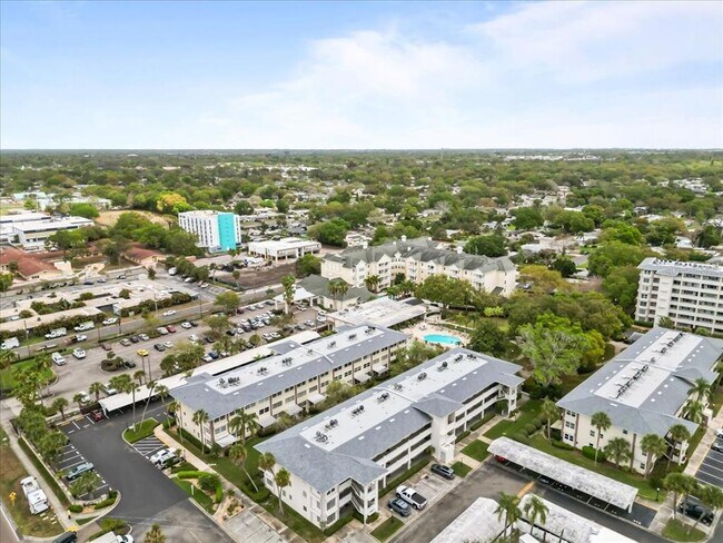 Building Photo - 1235 S Highland Ave