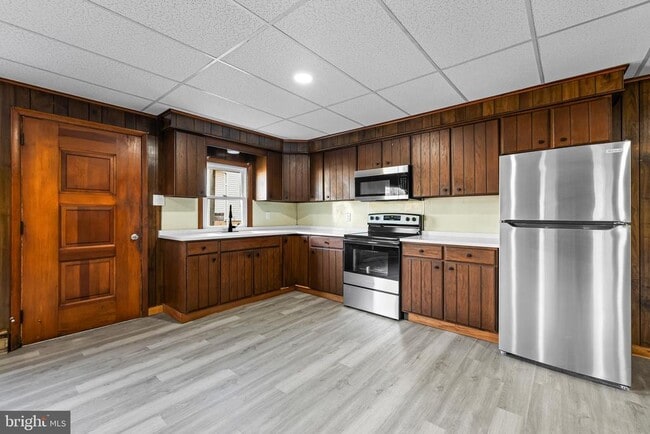 Building Photo - 1480 Seven Valleys Rd