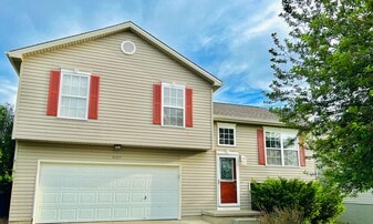 Building Photo - 15301 Davidson St