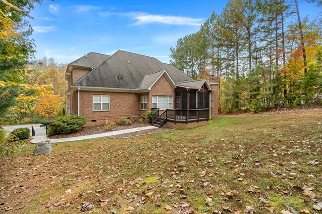 Building Photo - 137 Northington Woods Dr