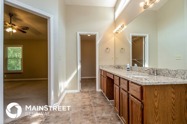 Building Photo - 1528 Sisters Ct