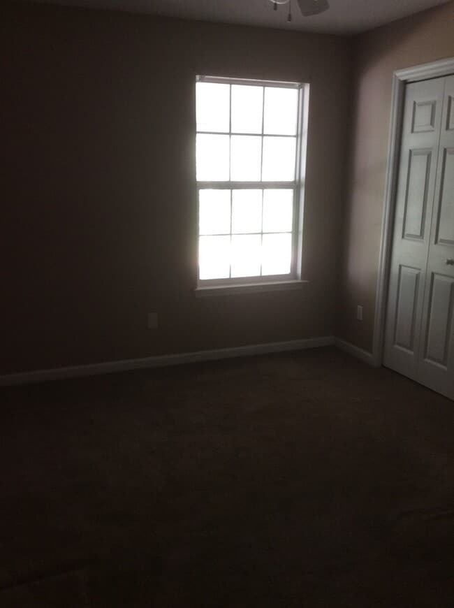 Building Photo - 3 Br House for Rent with Carport and Shed