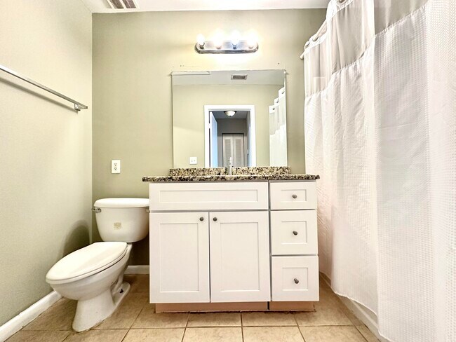 Building Photo - 815 Boynton Beach Blvd