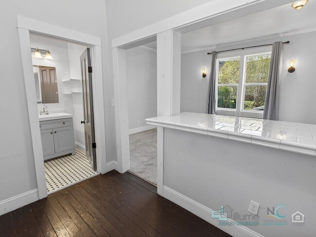 Building Photo - 103 Washington St