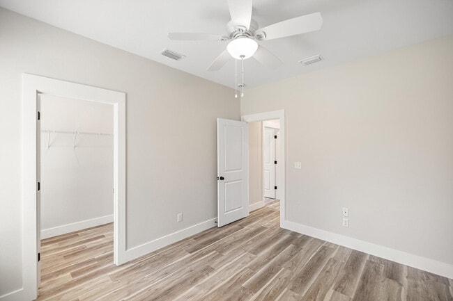 Building Photo - 109 Spruce St