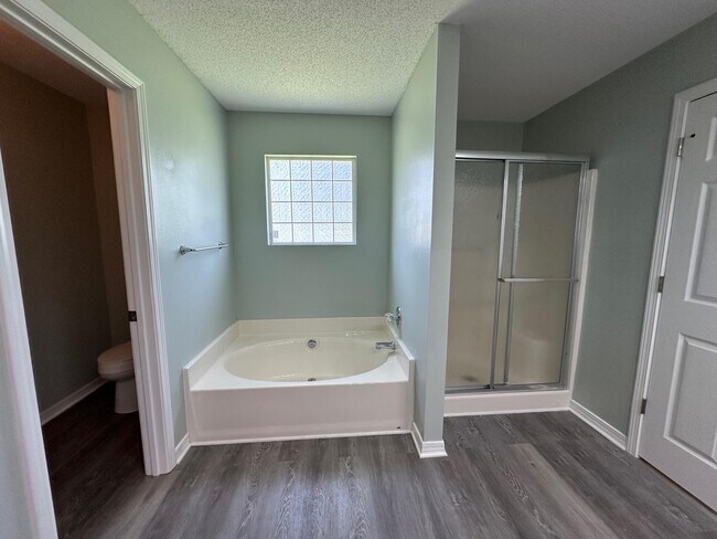 Building Photo - 6340 Heronwalk Dr