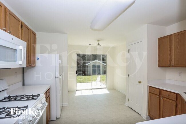 Building Photo - 7703 Nicolette Ct