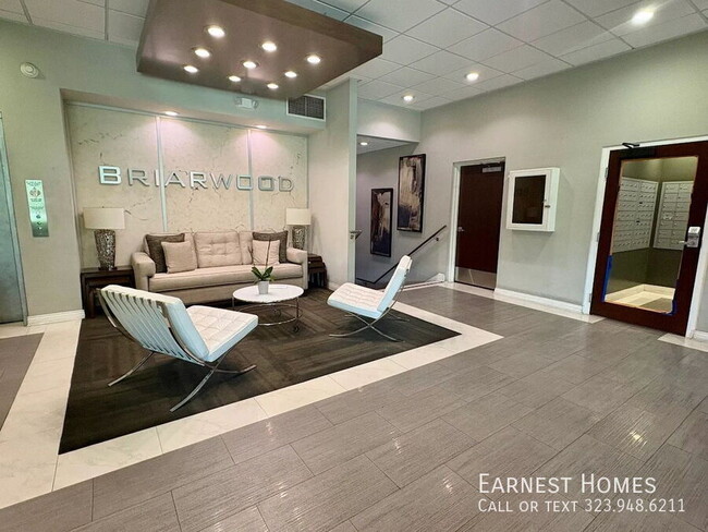 Building Photo - 1745 Camino Palmero St