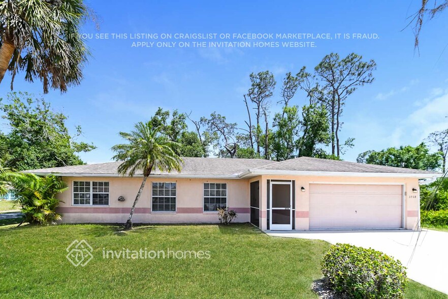 Primary Photo - 3708 Fontainebleau St