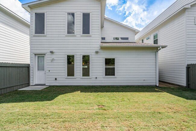 Building Photo - 2214 Cortijo Pl