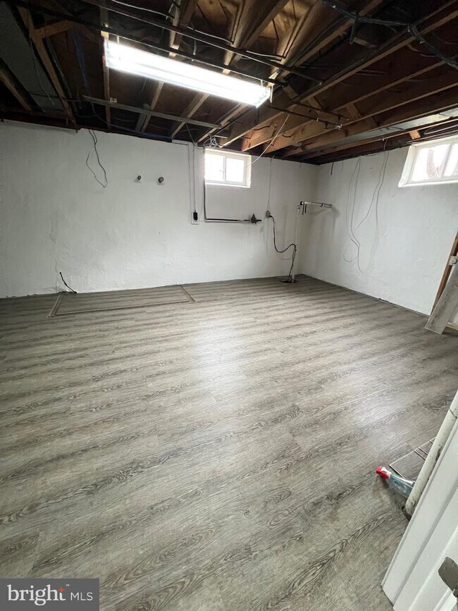 Building Photo - 13322 Occoquan Rd