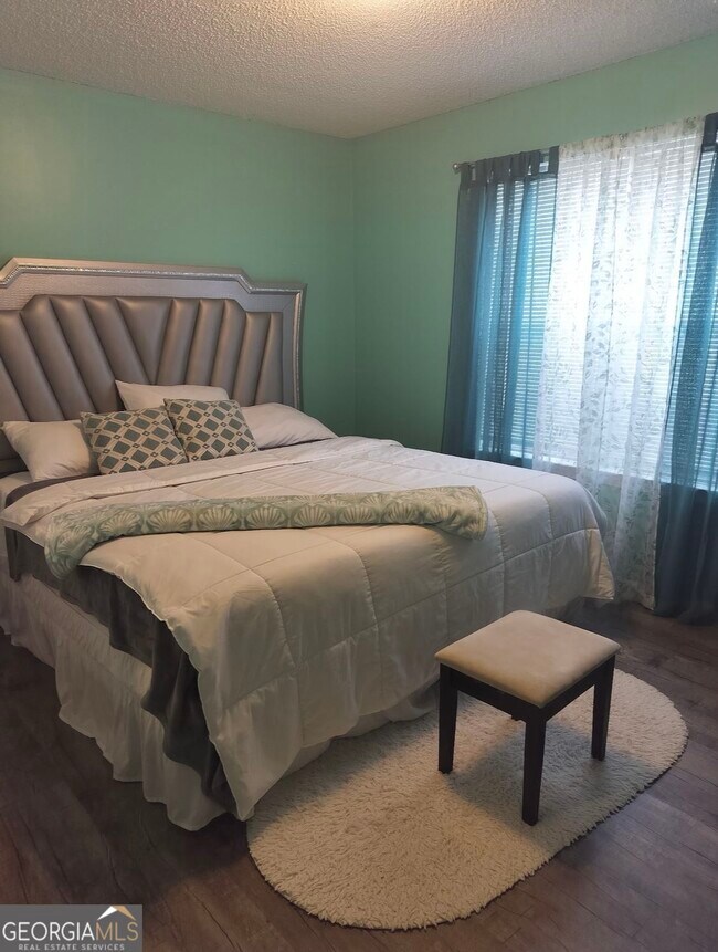 Building Photo - 7567 Sugarcreek Dr