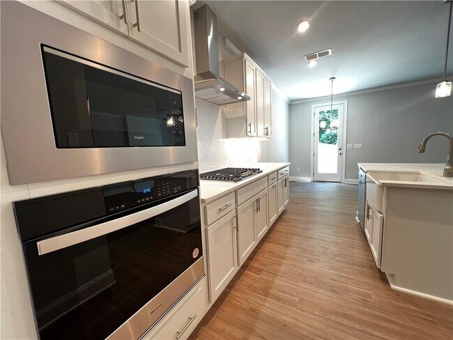 Building Photo - 713 Stickley Oak Way