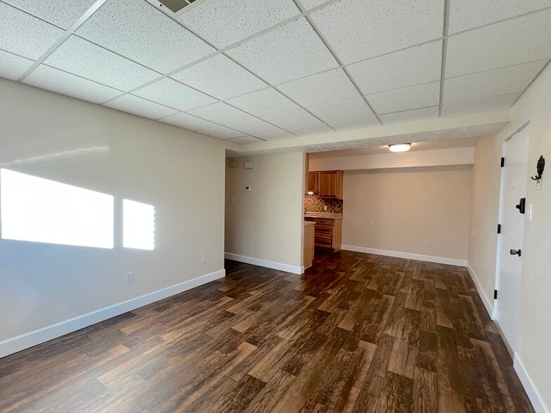 Building Photo - 1600 20th St S