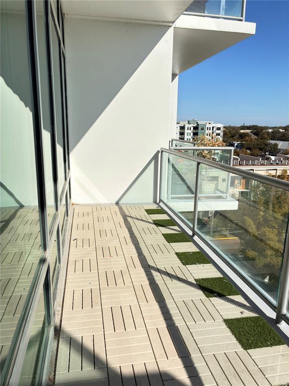 Building Photo - 101 S Eola Dr