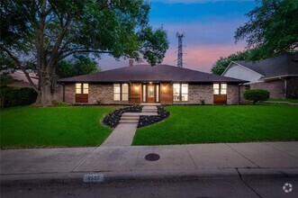 Building Photo - 9522 Hilldale Dr