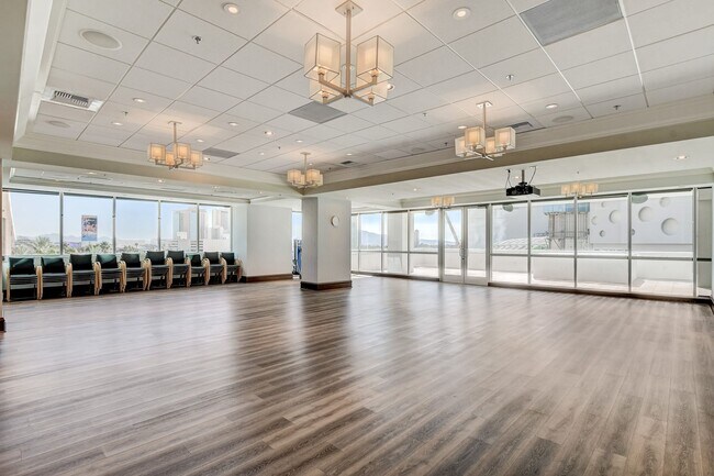 Building Photo - Sky Las Vegas 3705-City/Mtn views from this Stunning 2Bd/2Ba Residence