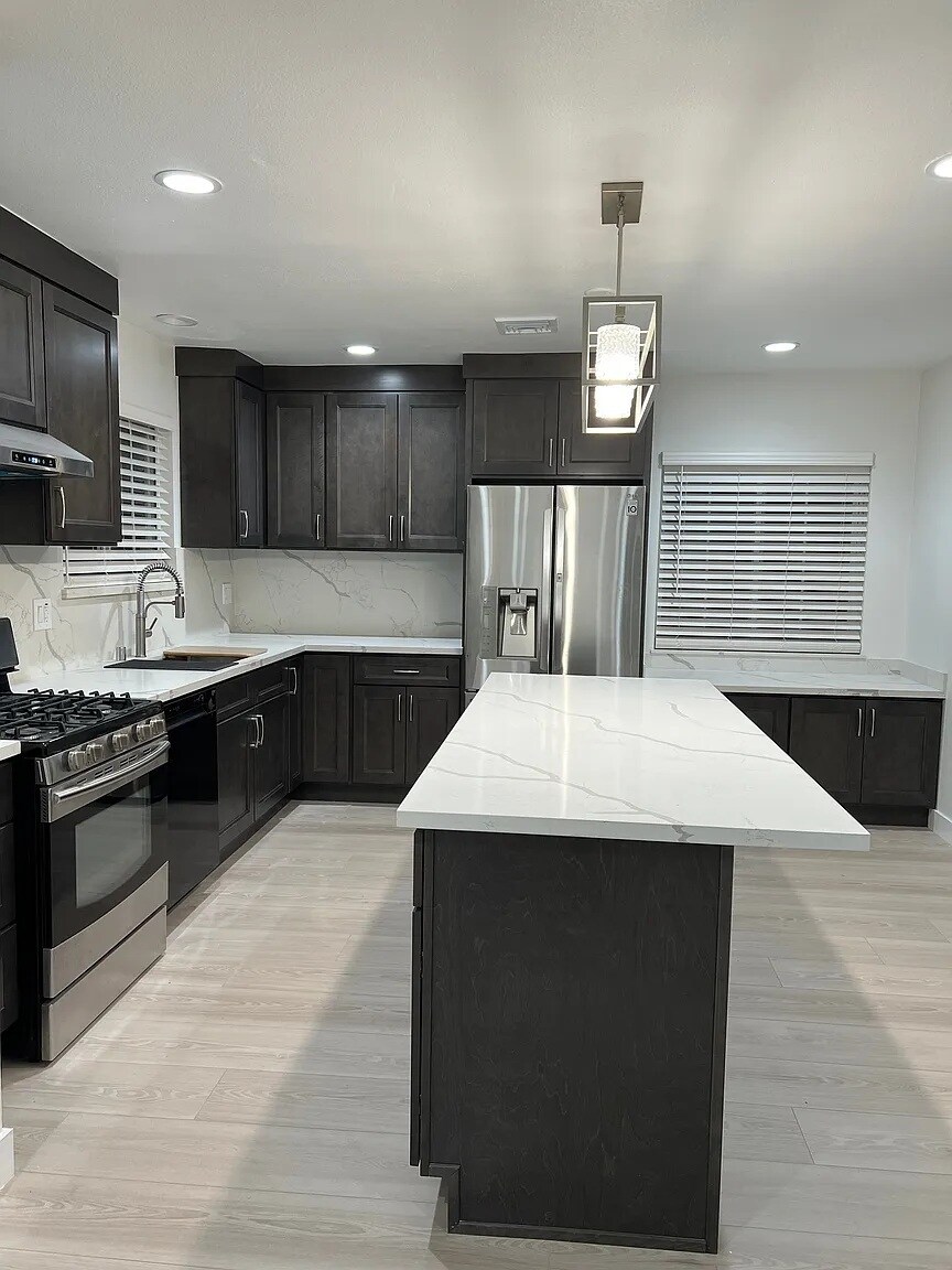 Building Photo - 8176 Dale St