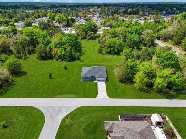 Building Photo - 16276 SW 17th Terr Rd