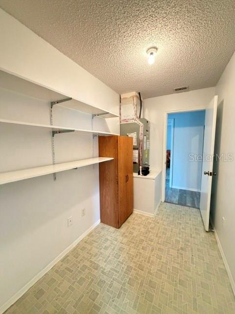 Building Photo - 335 San Marino Dr