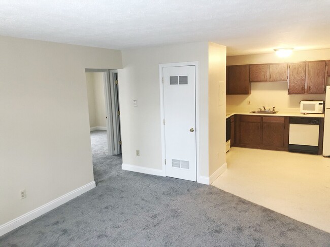 Building Photo - 34 Dubarton Rd #1H - FR