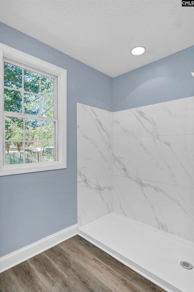 Building Photo - 509 Burnside Dr