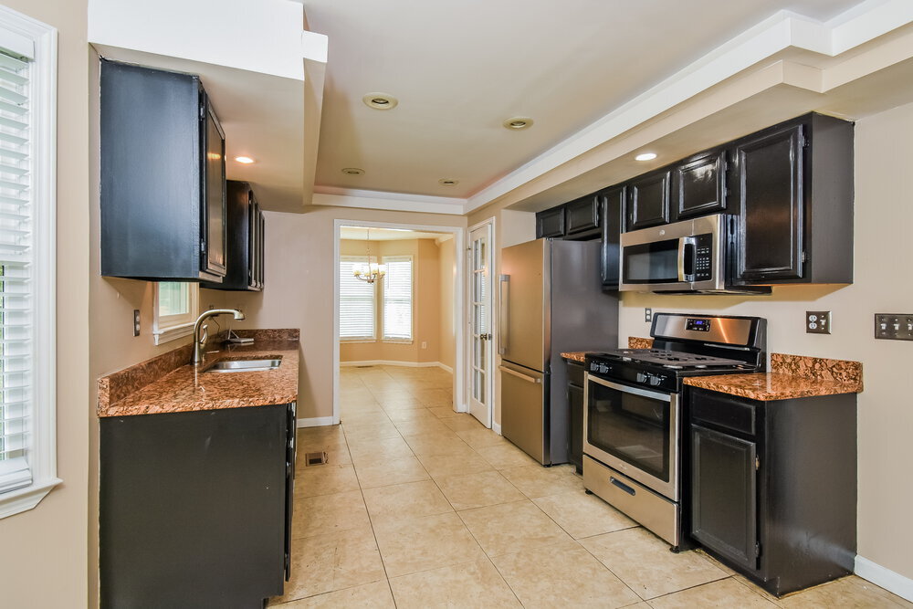 Building Photo - 134 Oak Landing Dr S