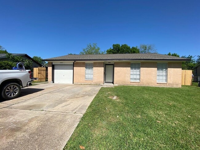 Building Photo - 14311 Waterloo Dr