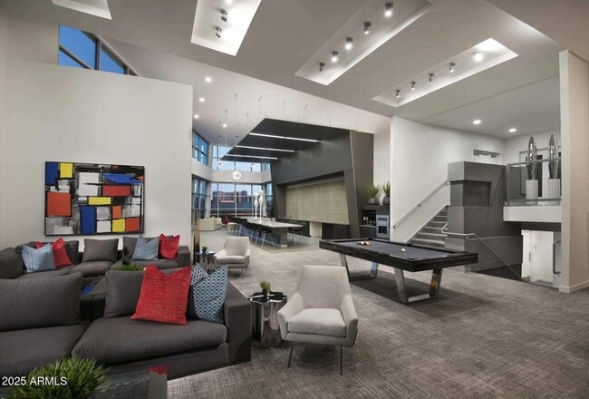 Building Photo - 1616 N Central Ave