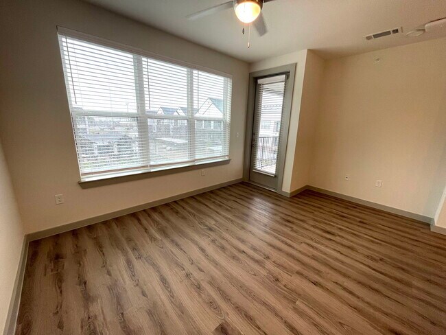 Building Photo - 1111 Gallagher Dr