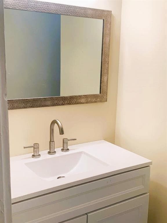 Building Photo - 689 Grenada Terrace