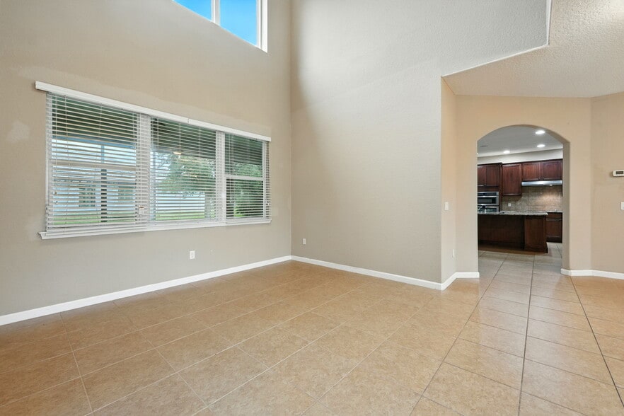 Building Photo - 4898 Belle Vue Breeze Loop