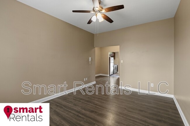 Building Photo - 4101 Flad Ave