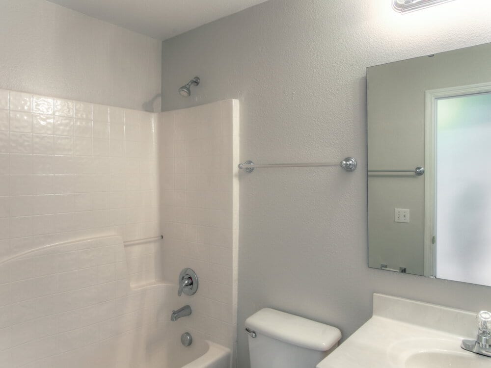 Building Photo - 762 Welch Hill Cir