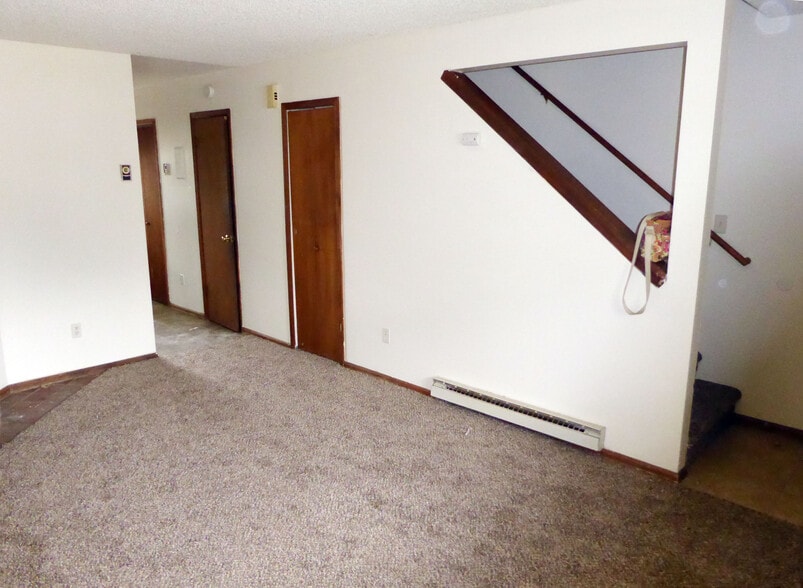 Building Photo - 1640 E Pitkin St