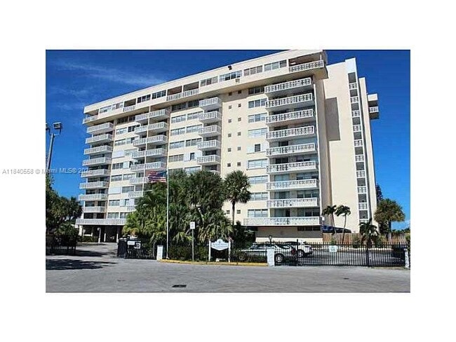 Building Photo - 13155 Ixora Ct