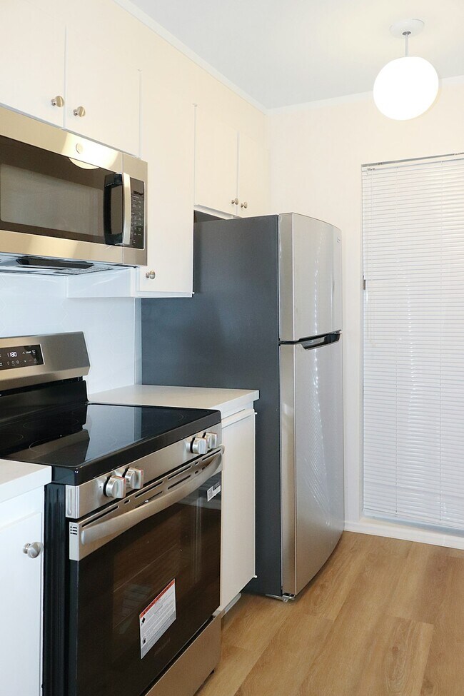 Building Photo - 40 Harbor Oak Dr