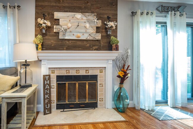 Building Photo - 59 Deer Path Ct