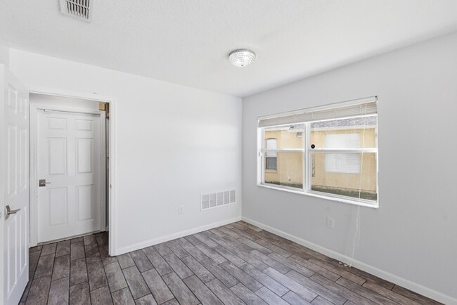 Building Photo - 11479 Brown Quail Ct