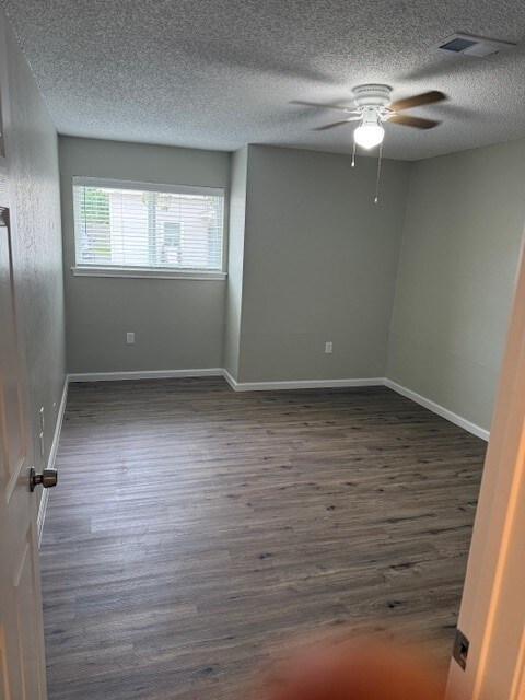 Building Photo - 6205 Jackson Rd