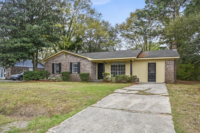 Building Photo - 4461 Jenwood St