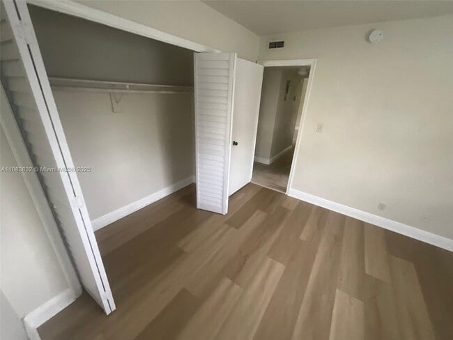 Building Photo - 3090 Coral Springs Dr