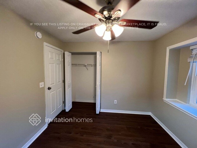 Building Photo - 2148 Tioga Dr
