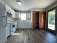Building Photo - 350 Stone Creek Dr