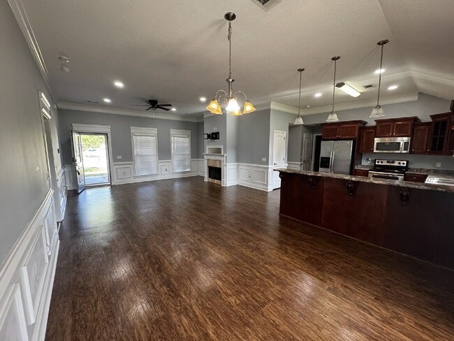 Building Photo - Home for Rent