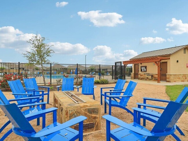 Building Photo - 114 Clear Water Pass