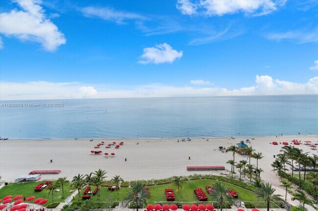 Building Photo - 17901 Collins Ave