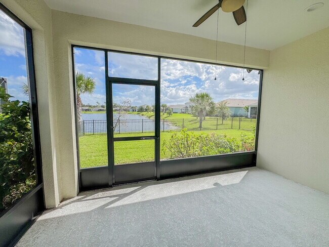 Building Photo - Nearly new 3 bedroom 2 bath home with an a...