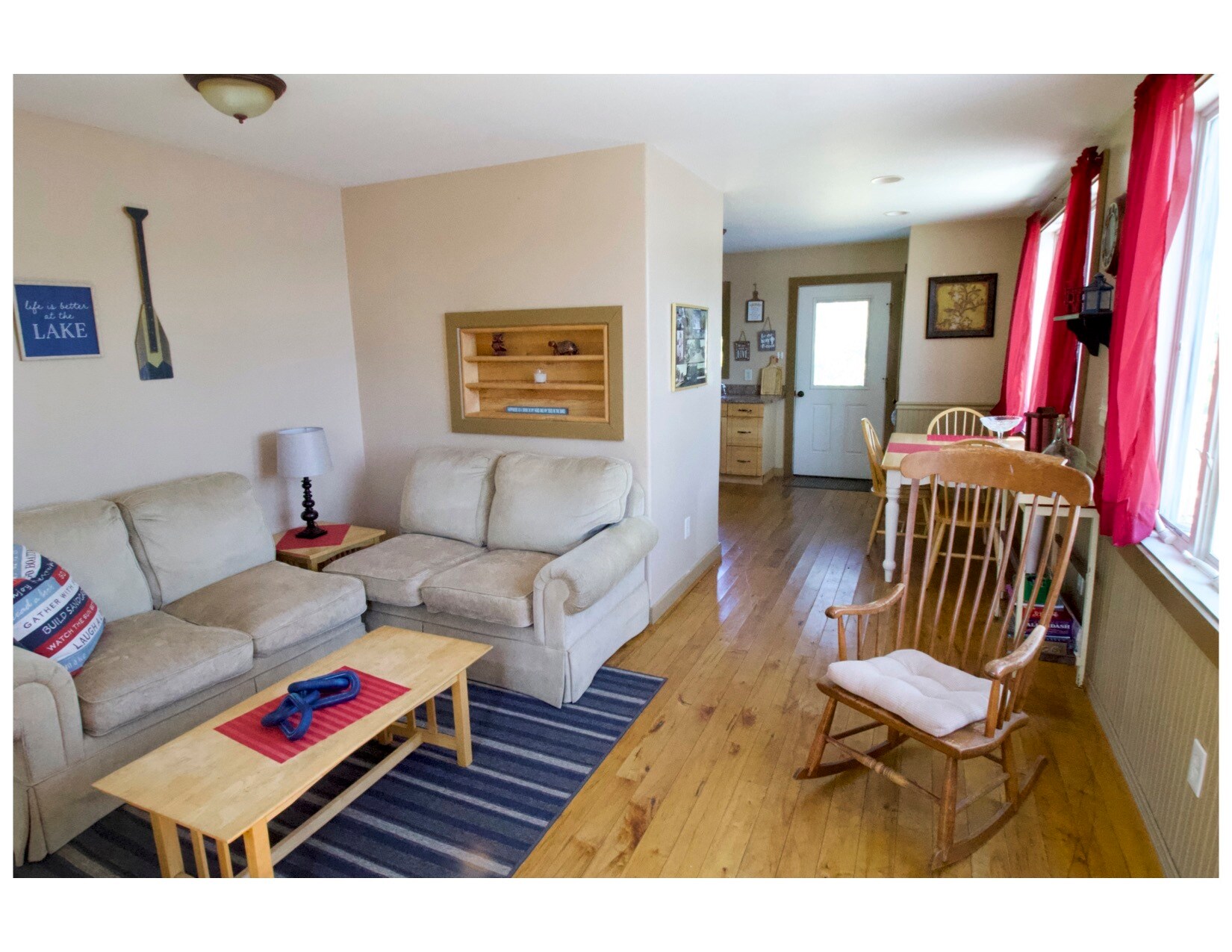 Building Photo - 8 W Shore Rd